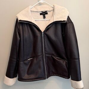 Forever 21 Faux Black Leather Shearing Jacket with Cream Sherpa. Size Mesium
